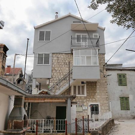 Apartments By The Sea Kastel Kambelovac, Kastela - 8679 Exterior foto