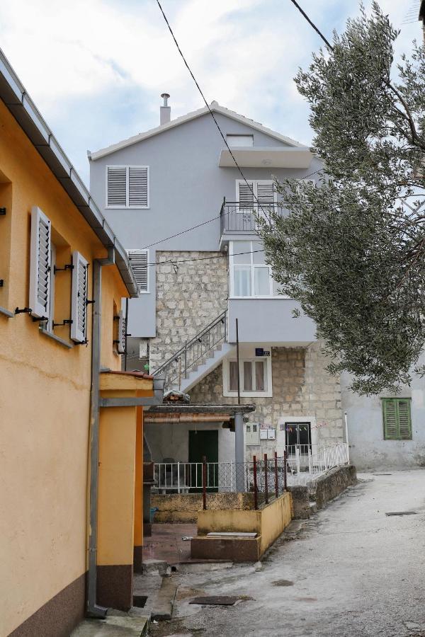 Apartments By The Sea Kastel Kambelovac, Kastela - 8679 Exterior foto